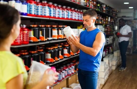 6 Best Protein Powders for Men’s Weight Loss in 2024